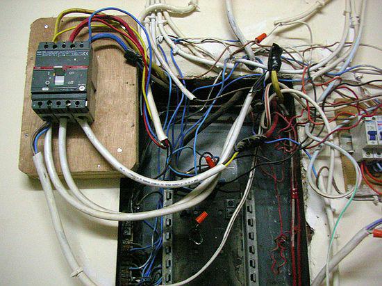 7 Indices That Your Electrical Wiring Is Riskily Outdated
